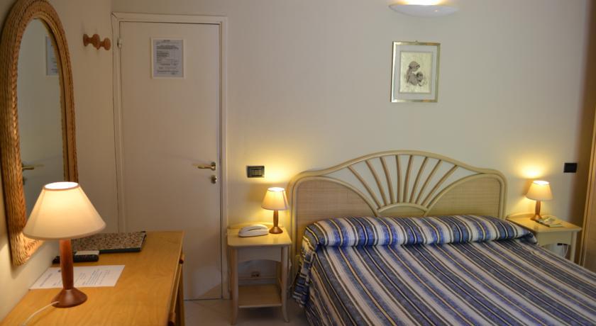 Hotel Danila Portoferraio Szoba fotó